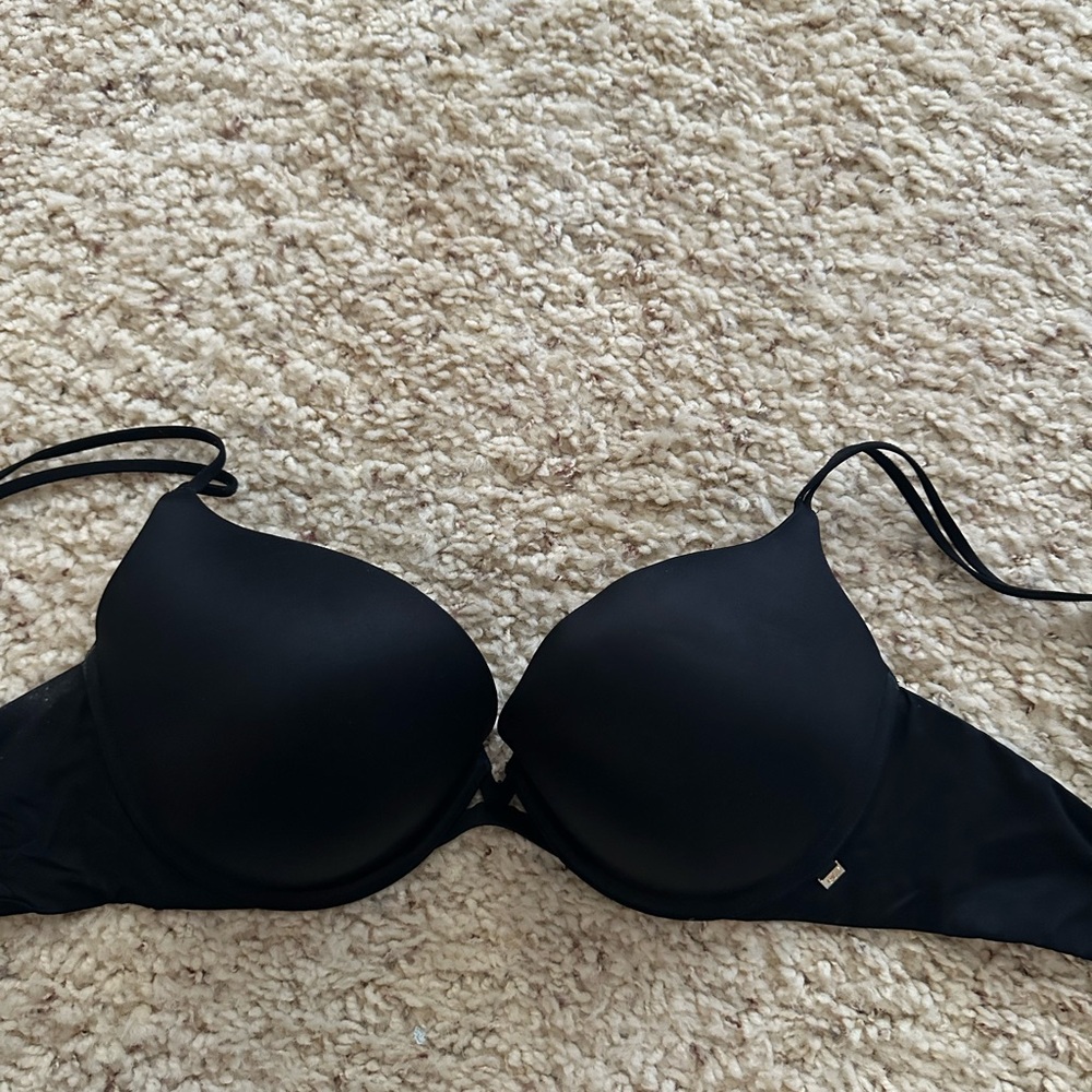 Victoria's Secret Elegant Black Bra